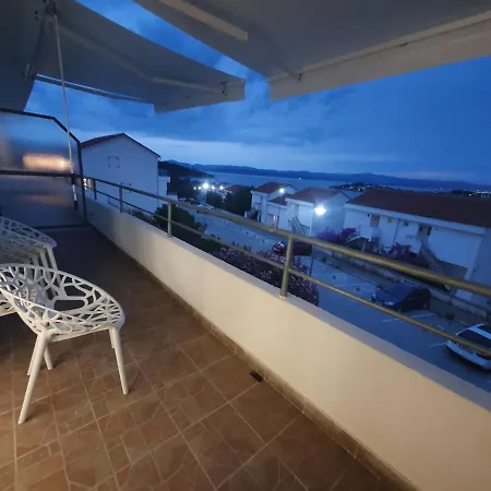 アパート Telalovic Nečujam